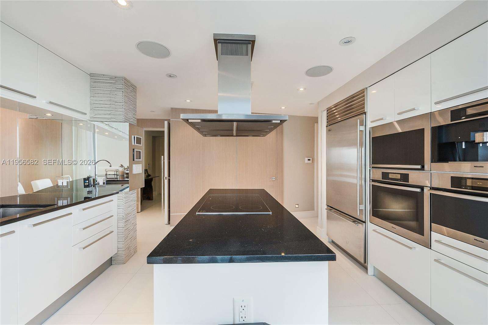 JADE OCEAN - 17121 Collins Ave, Sunny Isles Beach, FL 33160 | Picture 14