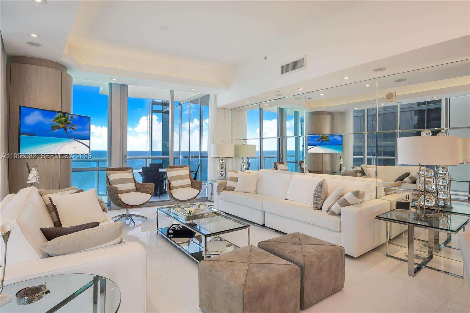 JADE OCEAN - 17121 Collins Ave, Sunny Isles Beach, FL 33160 | Picture 5