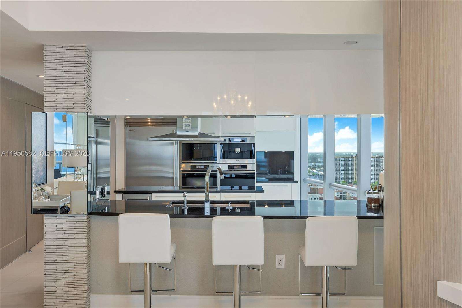 JADE OCEAN - 17121 Collins Ave, Sunny Isles Beach, FL 33160 | Picture 10