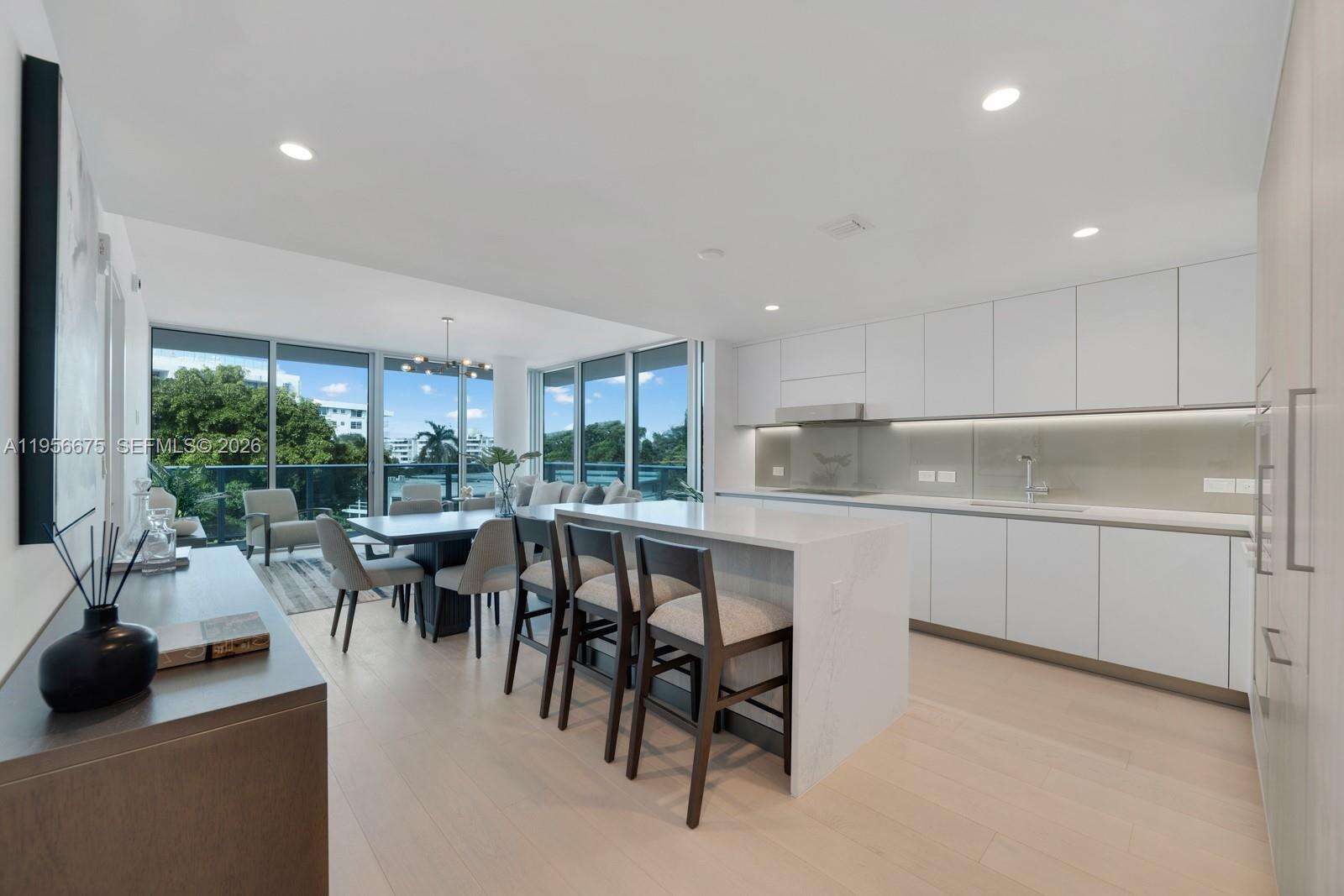 BAY HARBOR ISLAND - 9221 Bay Harbor Dr, Bay Harbor Islands, FL 33154 | Picture 6