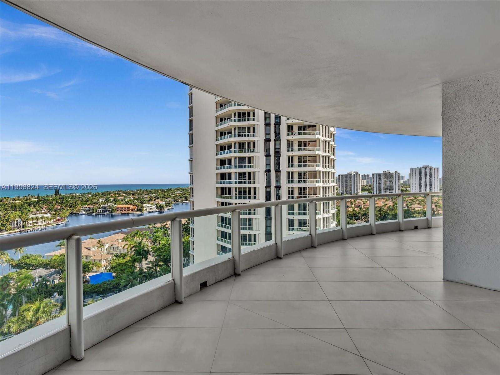 ATLANTIC I AT THE POINT - 21200 Point Pl, Aventura, FL 33180 | Picture 21