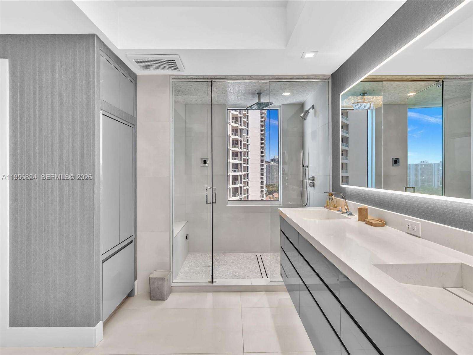 ATLANTIC I AT THE POINT - 21200 Point Pl, Aventura, FL 33180 | Picture 42