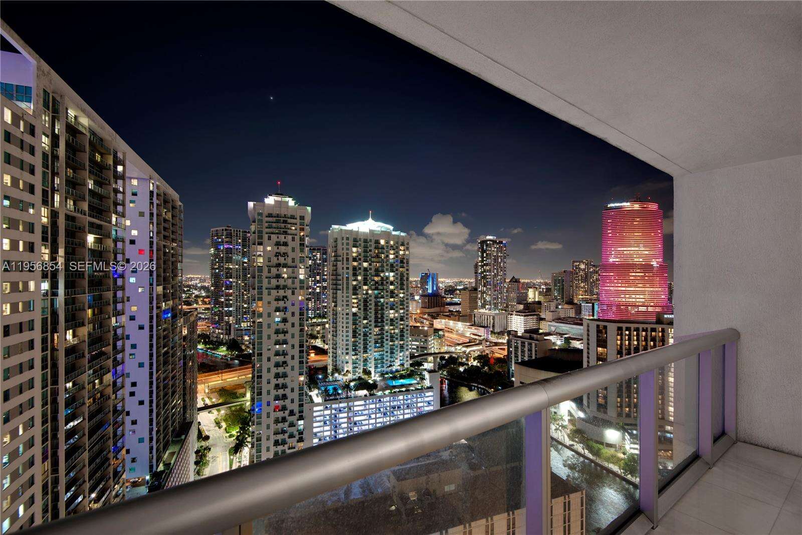 ICON BRICKELL CONDO NO 3 - 485 Brickell Ave, Miami, FL 33131 | Picture 11