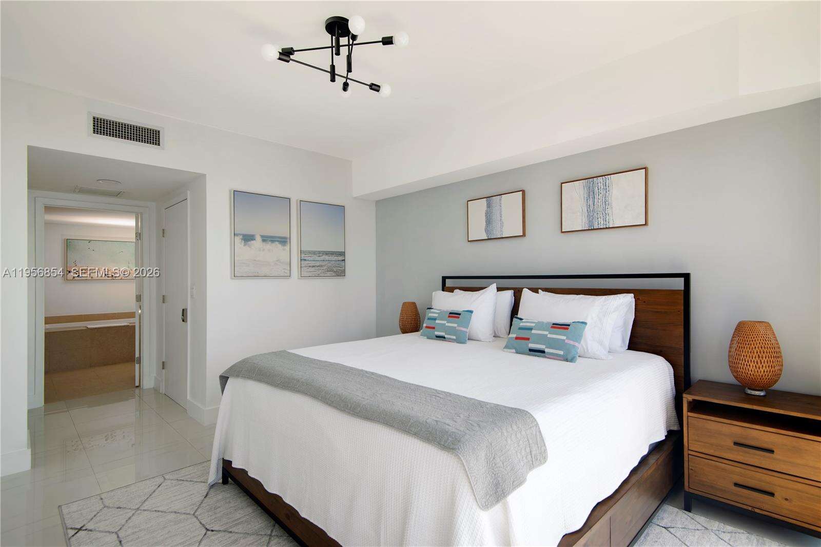 ICON BRICKELL CONDO NO 3 - 485 Brickell Ave, Miami, FL 33131 | Picture 19