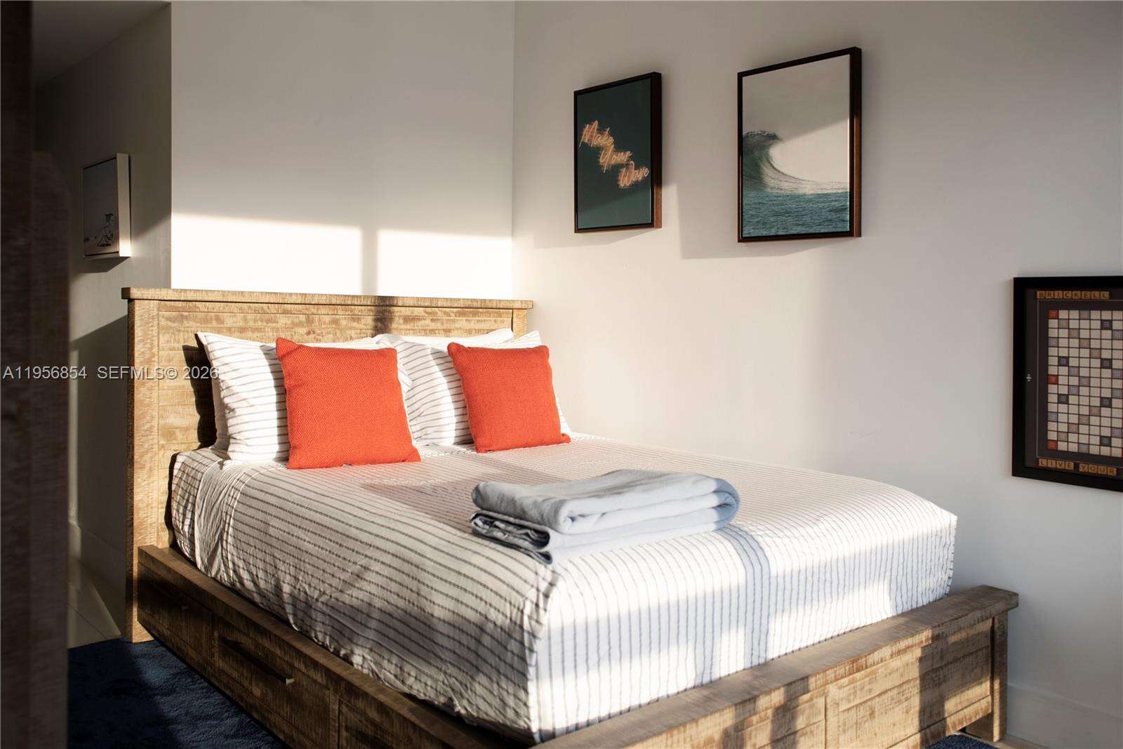 ICON BRICKELL CONDO NO 3 - 485 Brickell Ave, Miami, FL 33131 | Picture 24