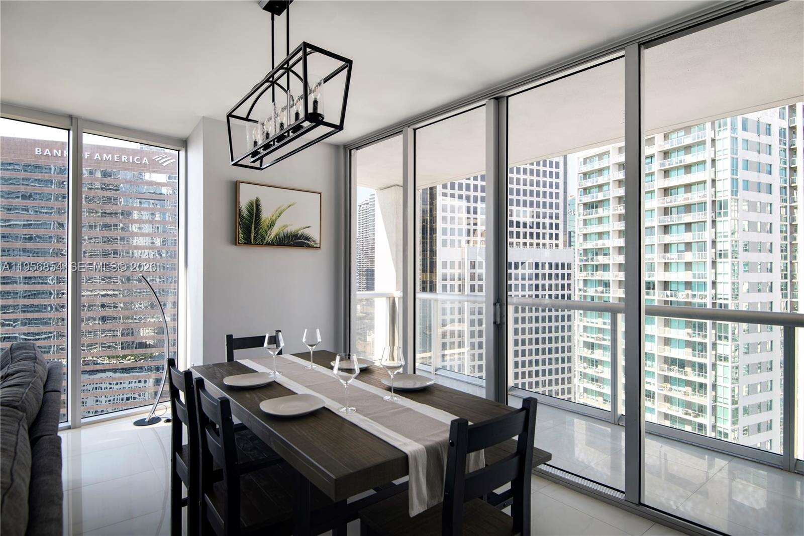 ICON BRICKELL CONDO NO 3 - 485 Brickell Ave, Miami, FL 33131 | Picture 9