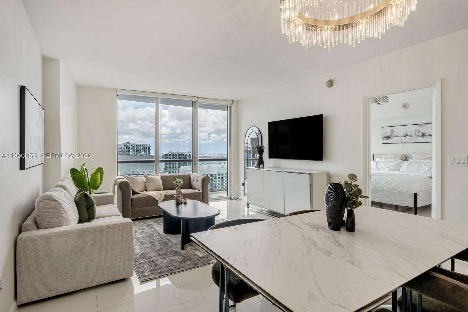 Icon Brickell 3 at 485 Brickell Ave, Miami, FL 33131 - For Sale photo 1