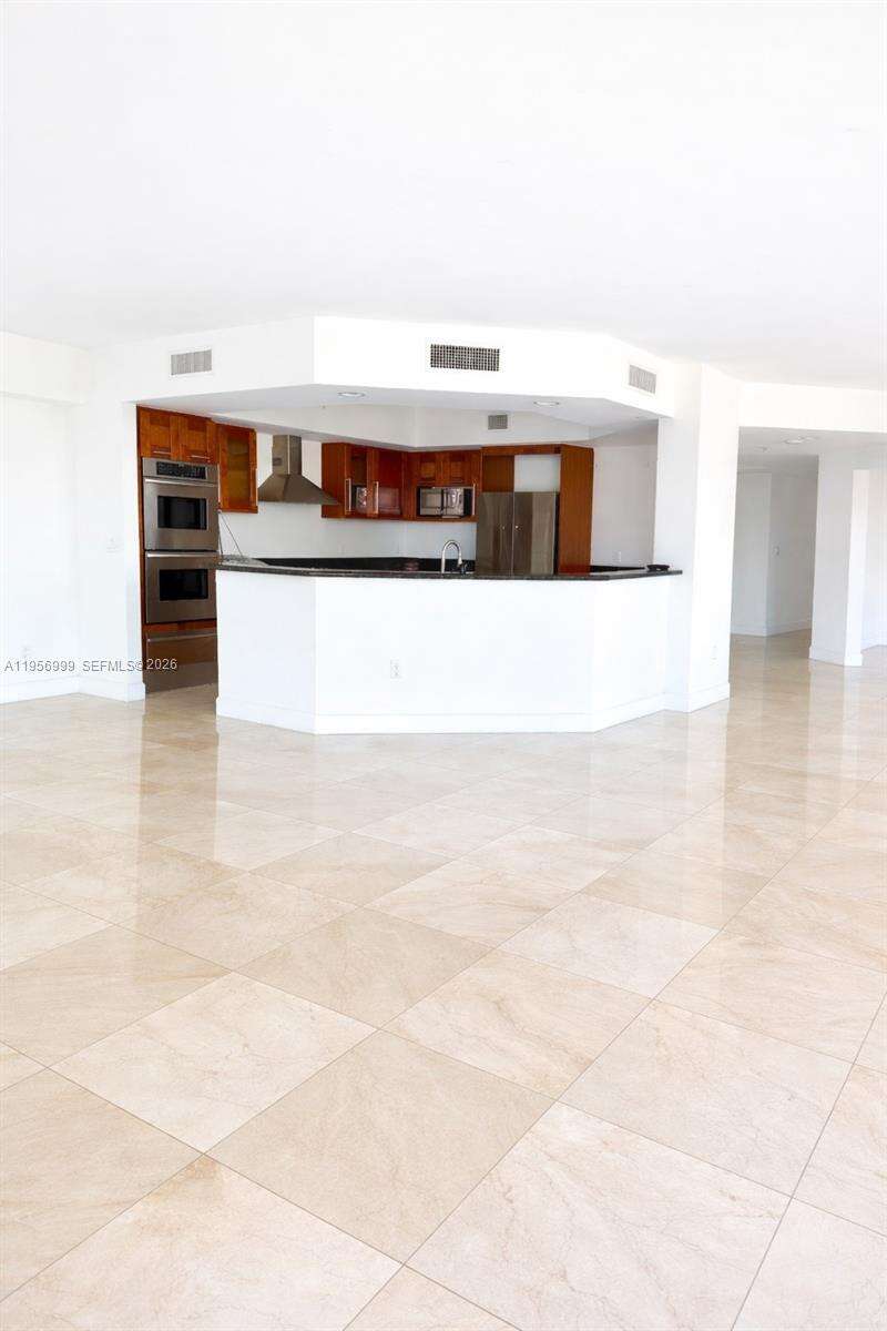 THE PENINSULA II - 3301 183 St, Aventura, FL 33160 | Picture 3