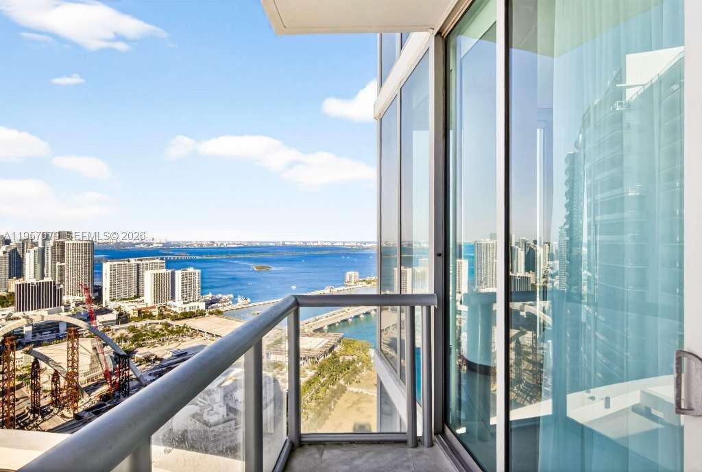 MARINABLUE - 888 Biscayne Blvd, Miami, FL 33132 | Picture 14