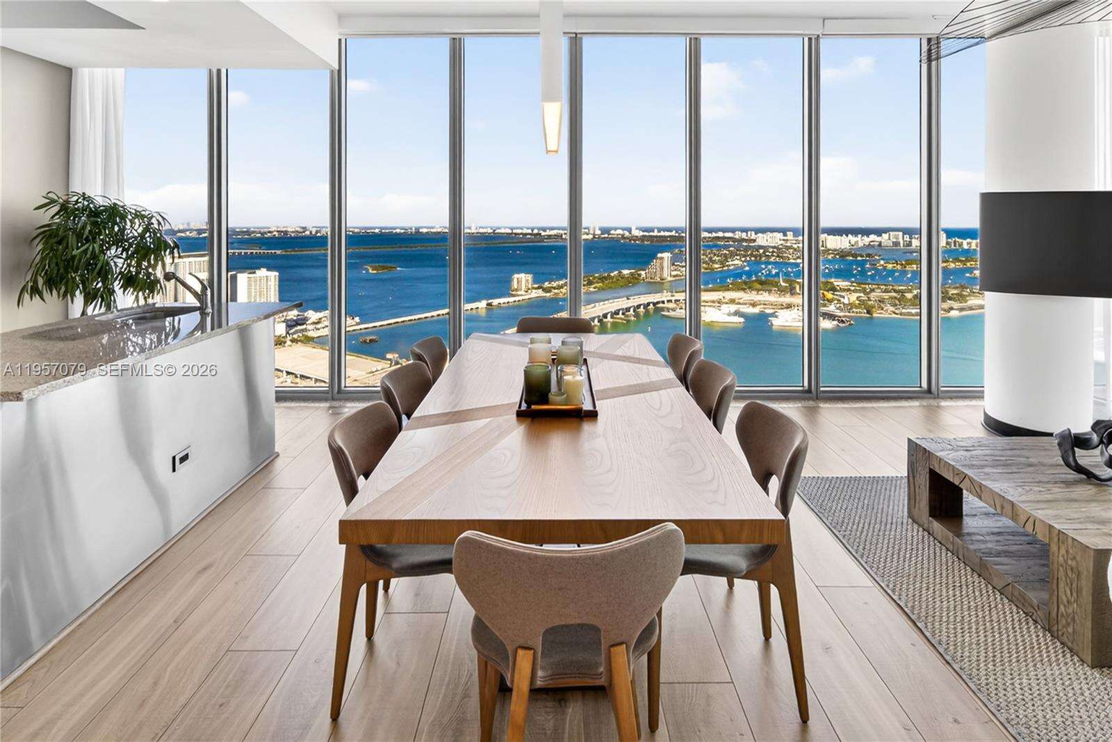 MARINABLUE - 888 Biscayne Blvd, Miami, FL 33132 | Picture 3