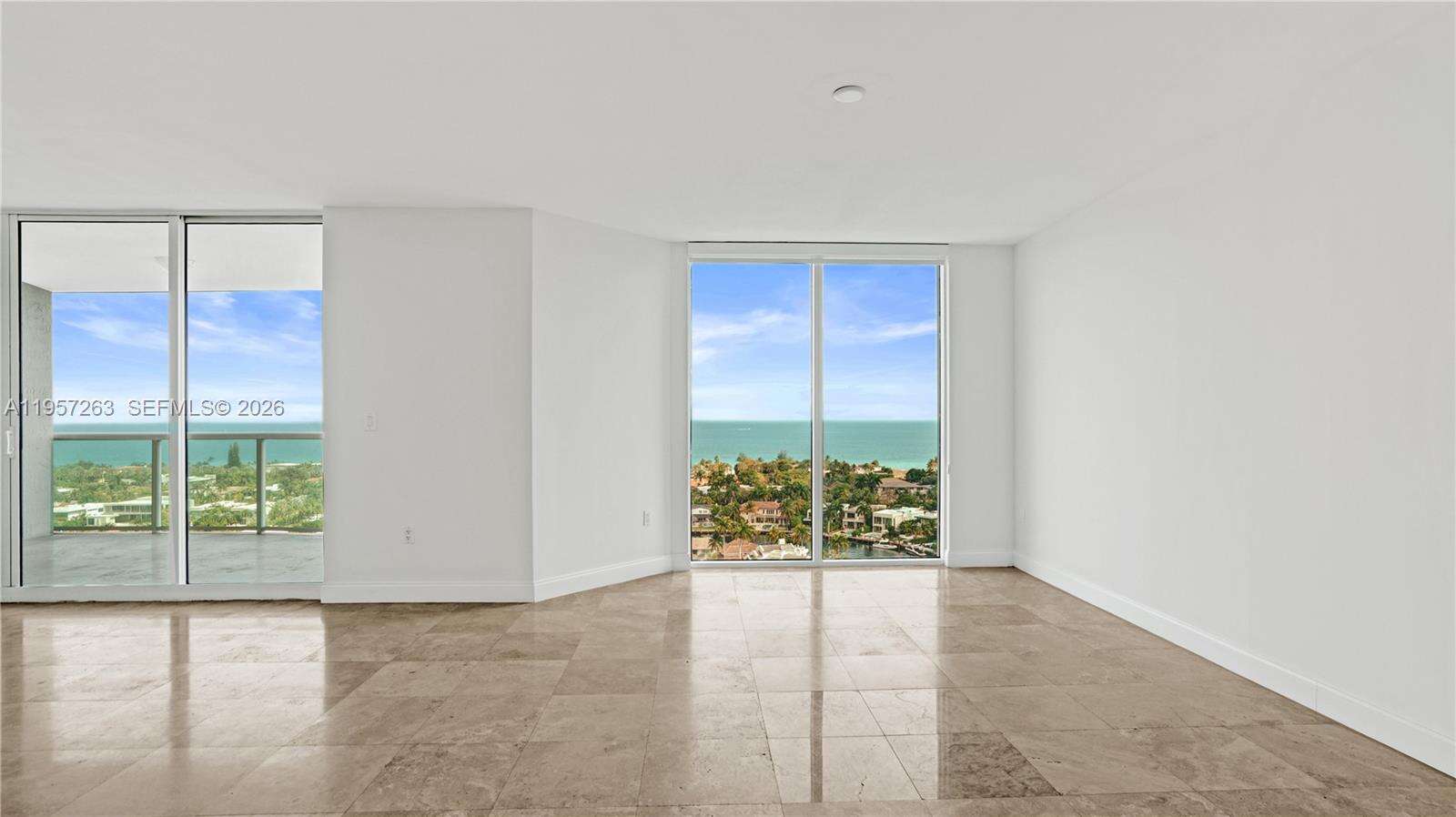 HAMPTONS SOUTH - 20201 Country Club Dr, Aventura, FL 33180 | Picture 13