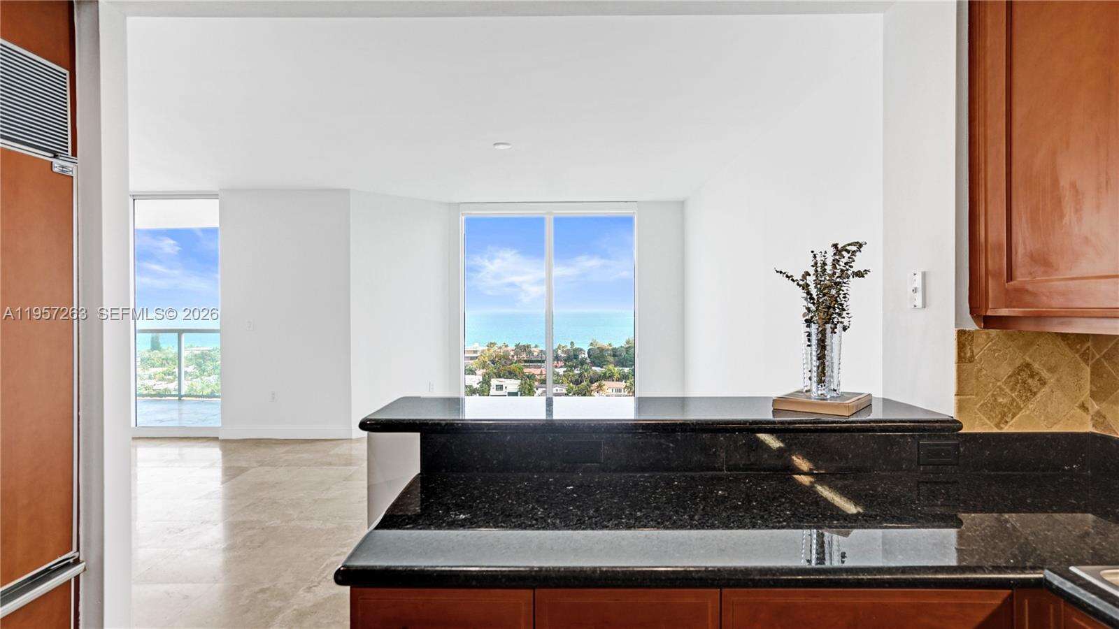 HAMPTONS SOUTH - 20201 Country Club Dr, Aventura, FL 33180 | Picture 19