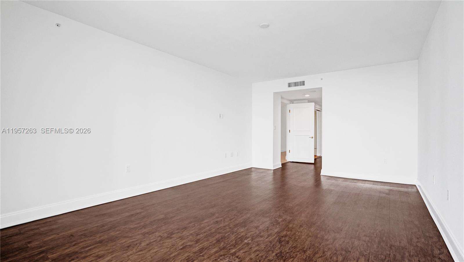 HAMPTONS SOUTH - 20201 Country Club Dr, Aventura, FL 33180 | Picture 33