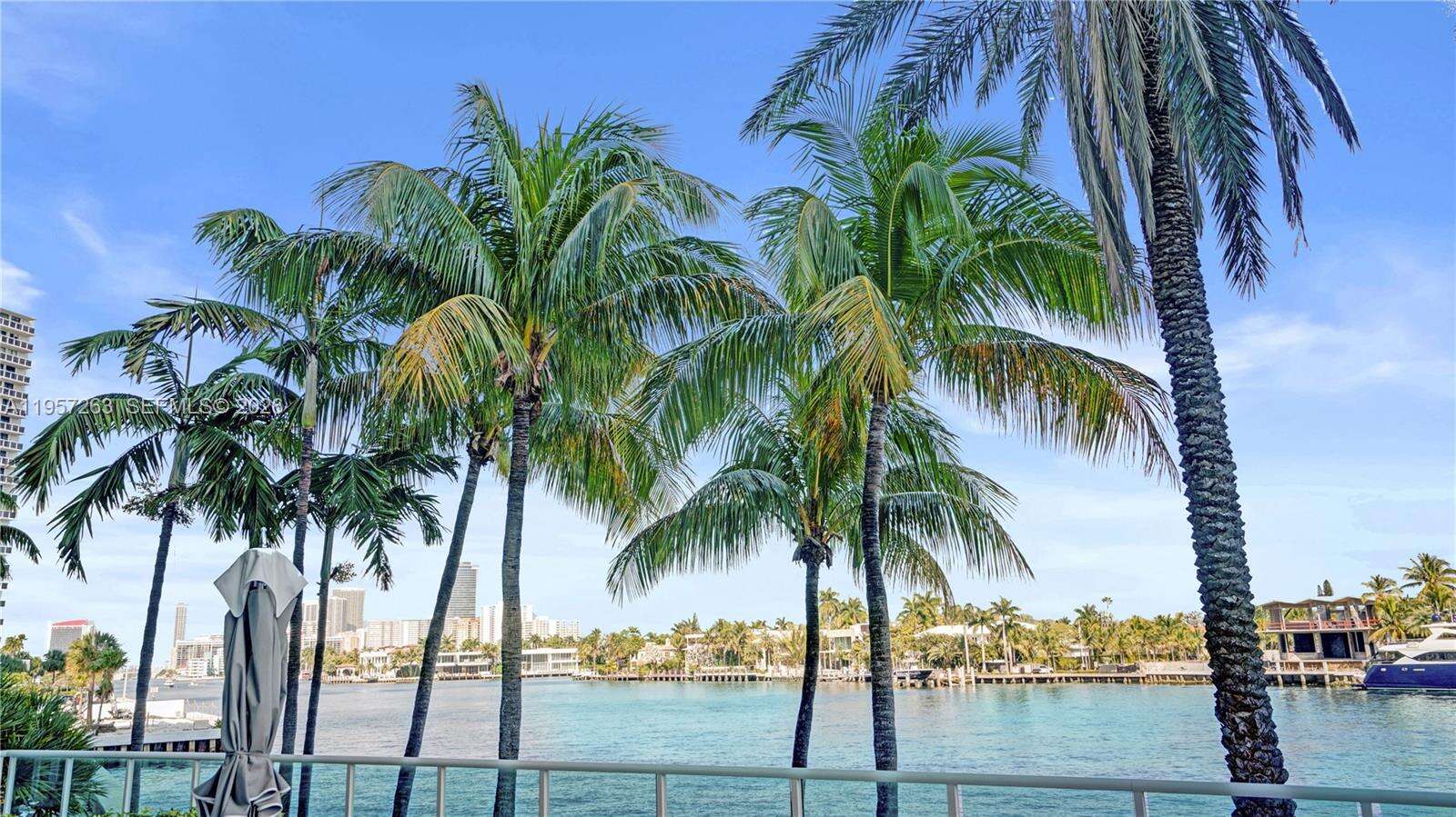 HAMPTONS SOUTH - 20201 Country Club Dr, Aventura, FL 33180 | Picture 54