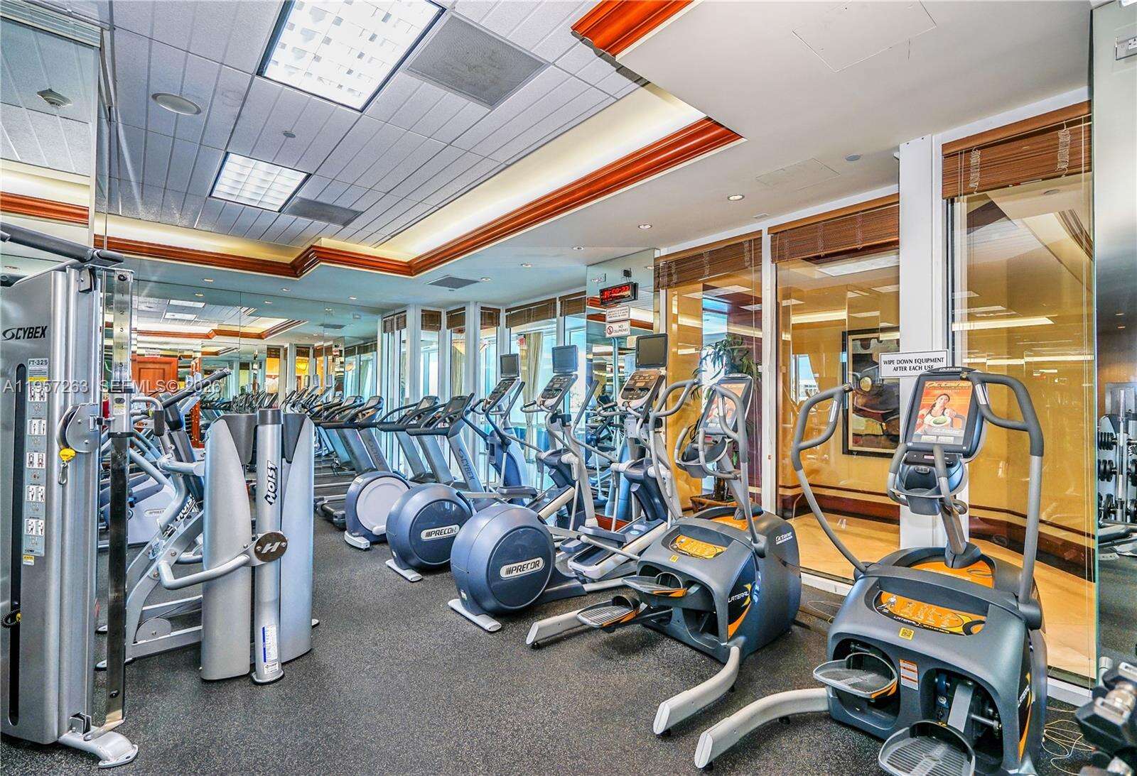 HAMPTONS SOUTH - 20201 Country Club Dr, Aventura, FL 33180 | Picture 59