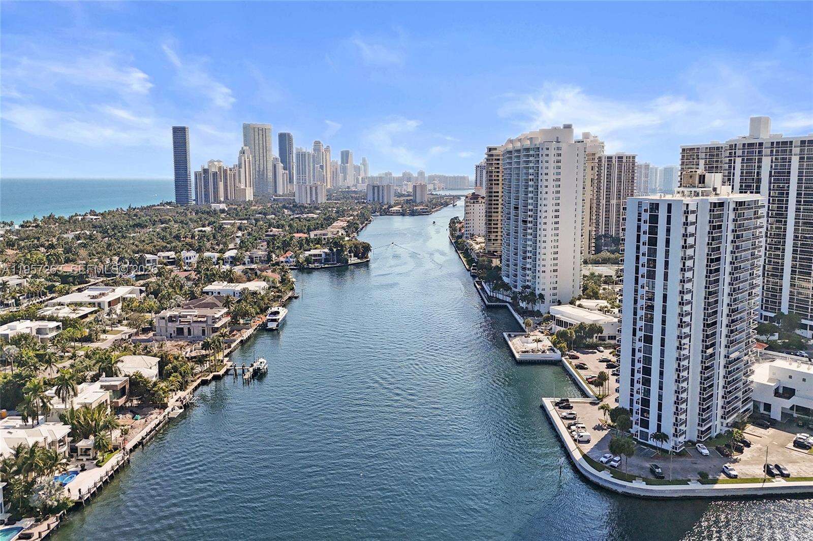 HAMPTONS SOUTH - 20201 Country Club Dr, Aventura, FL 33180 | Picture 70