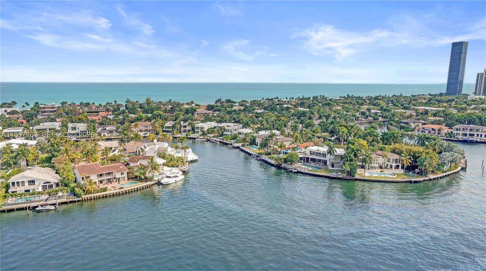 HAMPTONS SOUTH - 20201 Country Club Dr, Aventura, FL 33180 | Picture 84