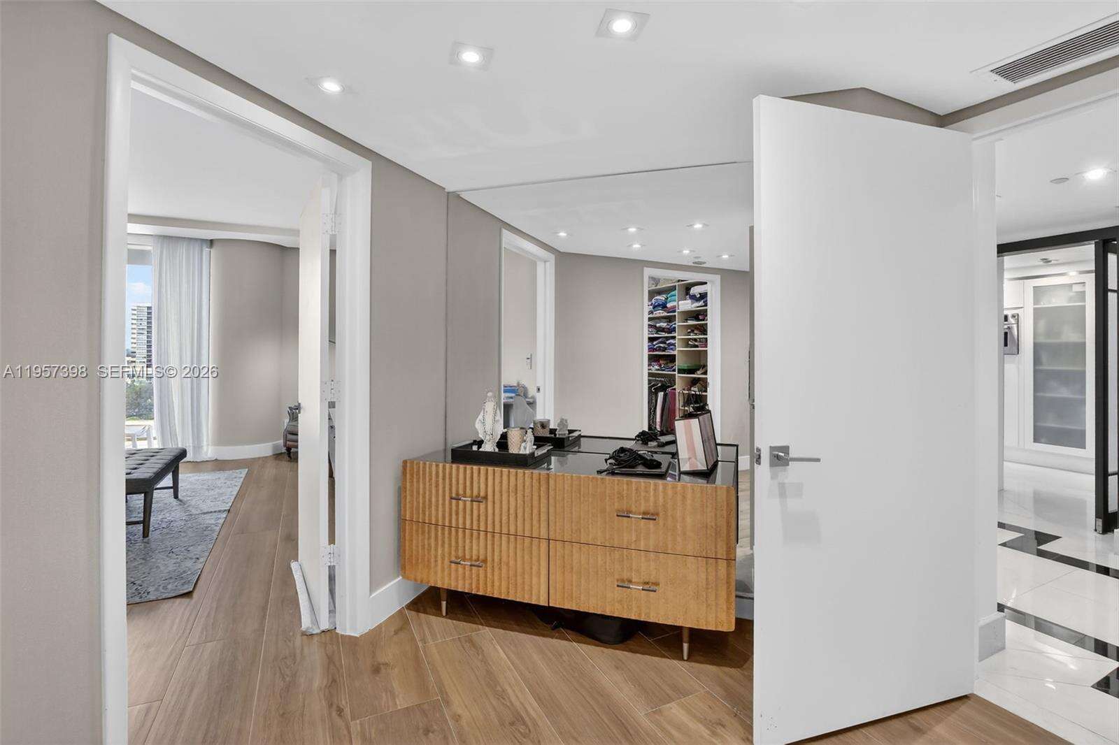 7000 ISL BLVD WILLIAMS ISL - 7000 Island Blvd, Aventura, FL 33160 | Picture 28