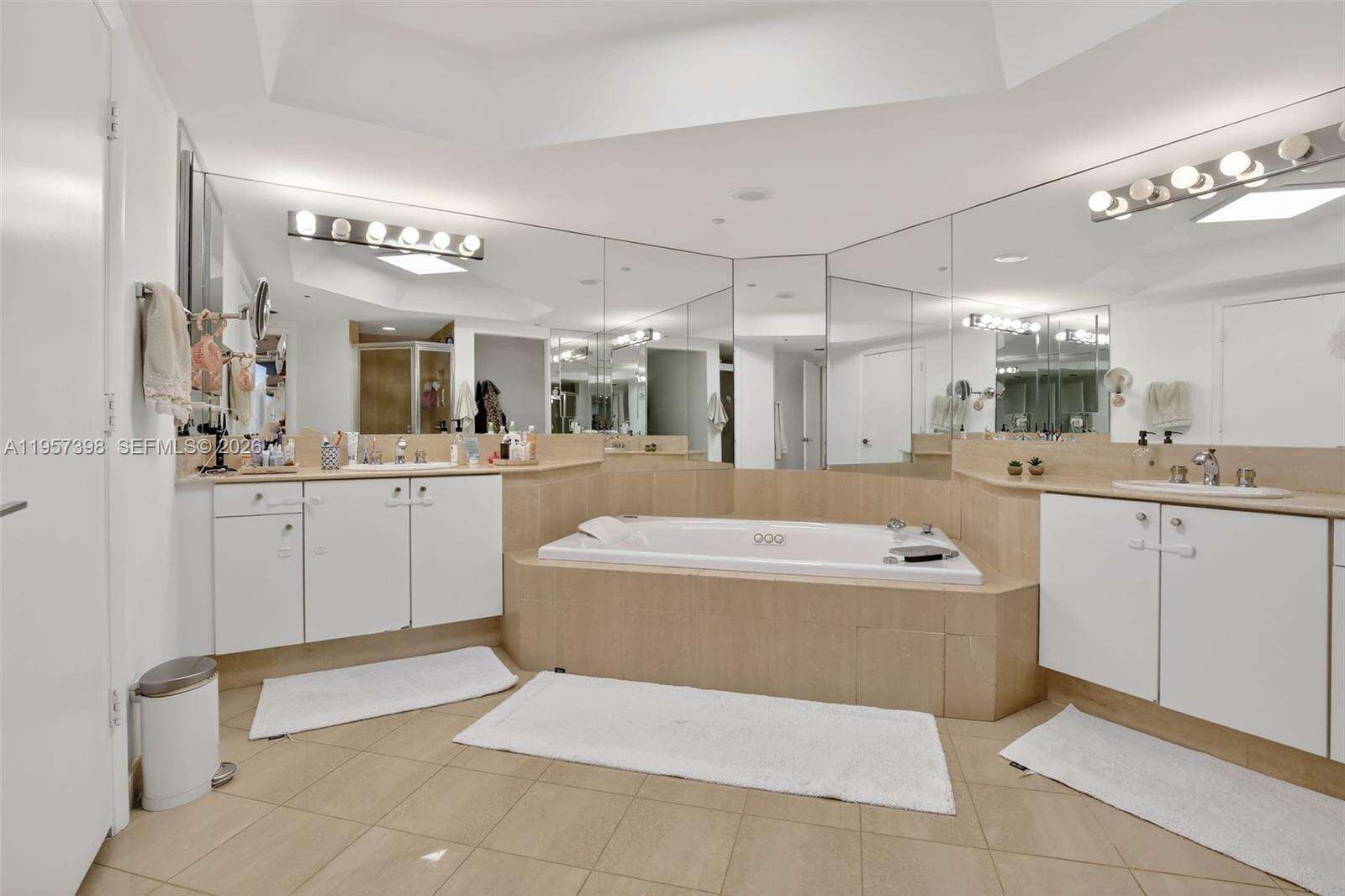 7000 ISL BLVD WILLIAMS ISL - 7000 Island Blvd, Aventura, FL 33160 | Picture 31