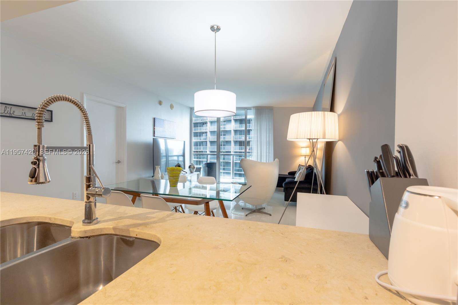 Icon Brickell 1 at 475 Brickell Ave, Miami, FL 33131 - For Sale photo 2