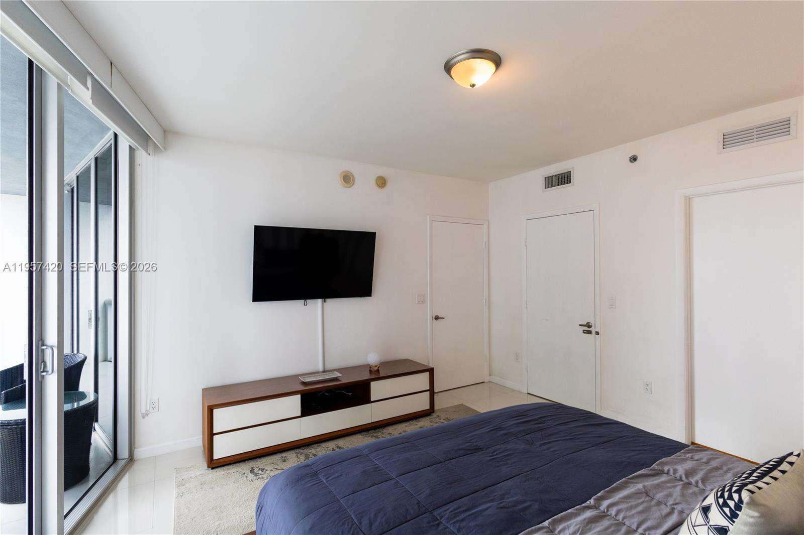 Icon Brickell 1 at 475 Brickell Ave, Miami, FL 33131 - For Sale photo 22