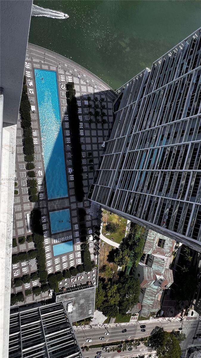 Icon Brickell 1 at 475 Brickell Ave, Miami, FL 33131 - For Sale photo 37