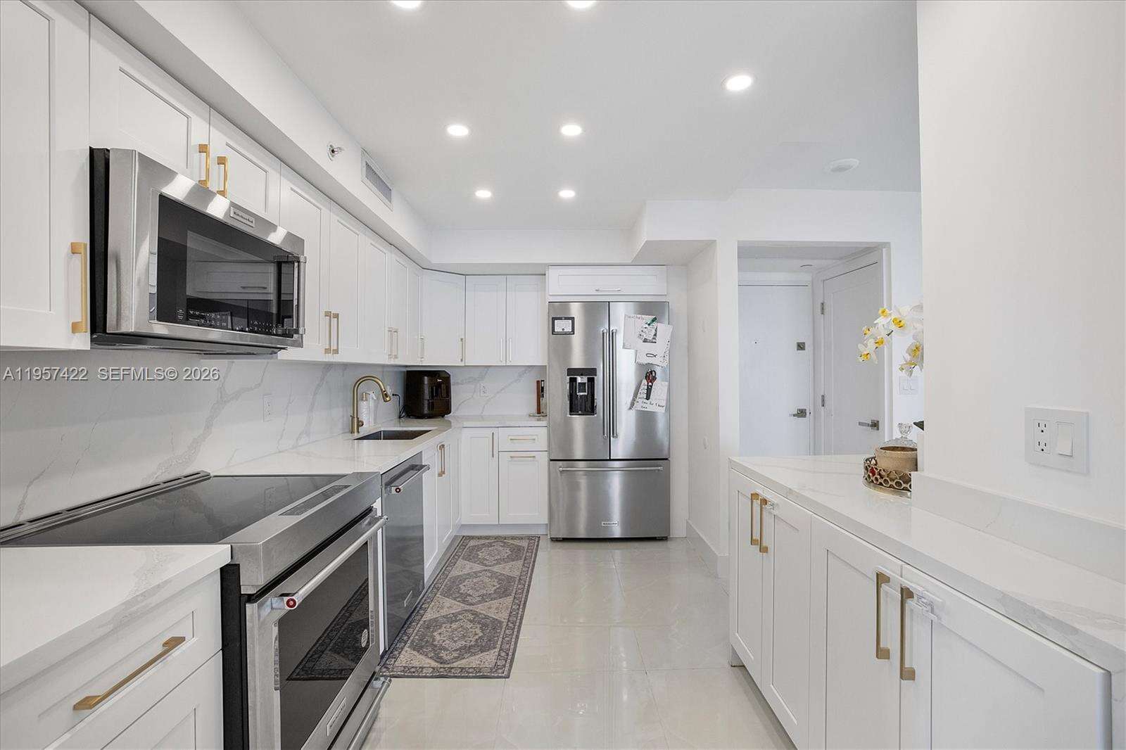 Waterview at 20515 Country Club Dr, Aventura, FL 33180 - For Sale photo 16