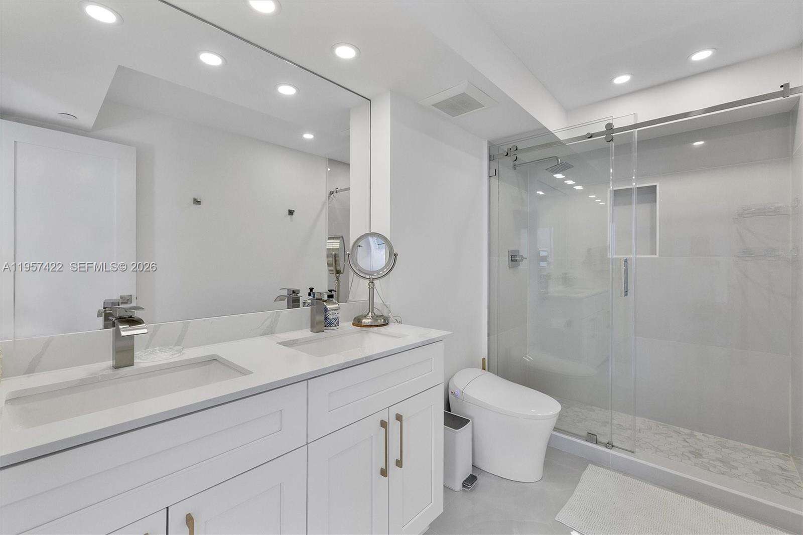 Waterview at 20515 Country Club Dr, Aventura, FL 33180 - For Sale photo 26