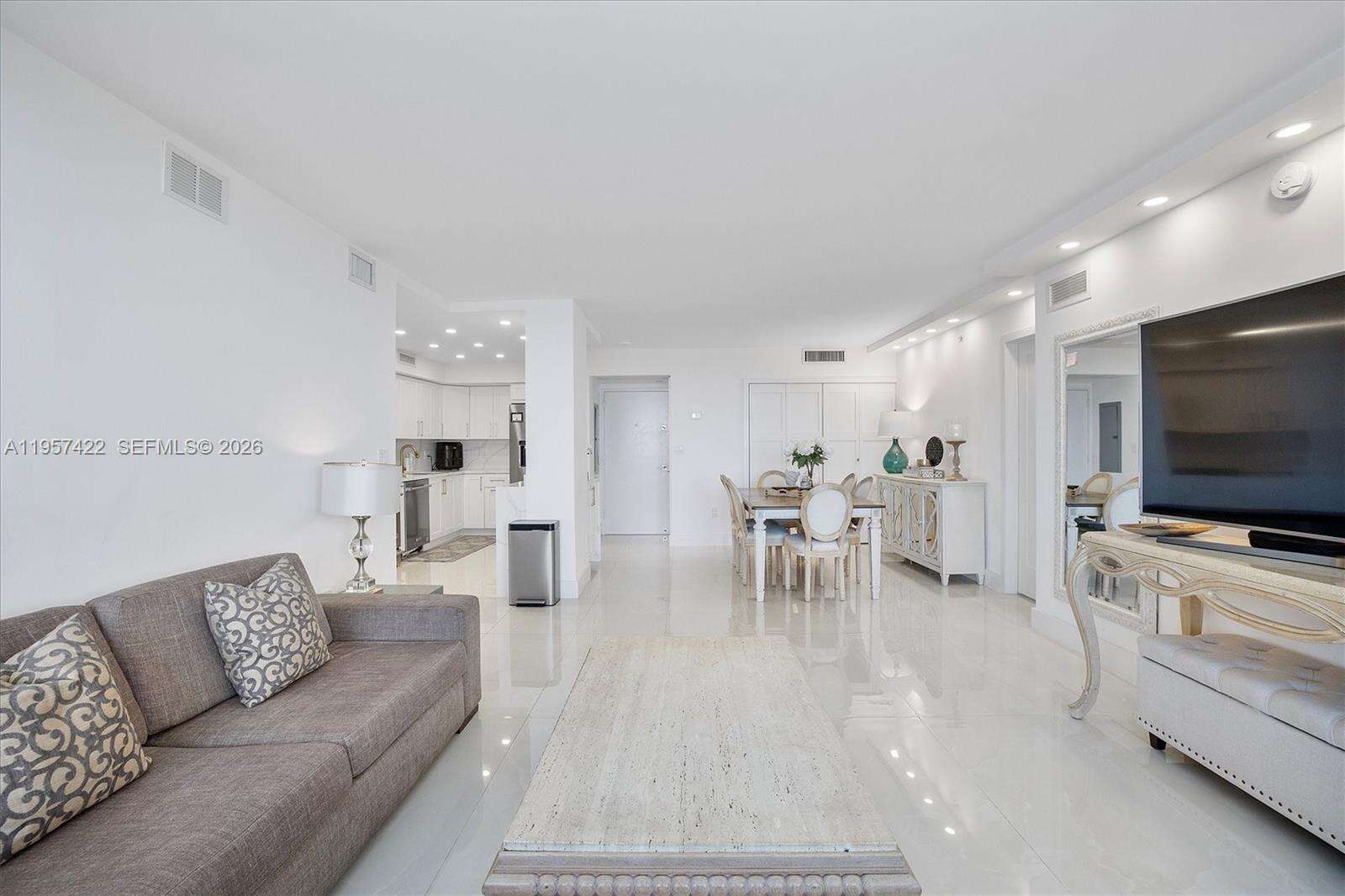 Waterview at 20515 Country Club Dr, Aventura, FL 33180 - For Sale photo 8