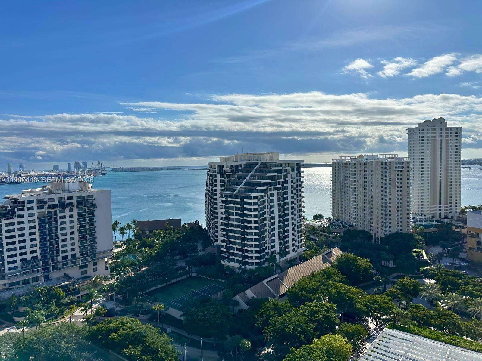 Courvoisier Courts at 701 Brickell Key Blvd, Miami, FL 33131 - For Sale photo 13