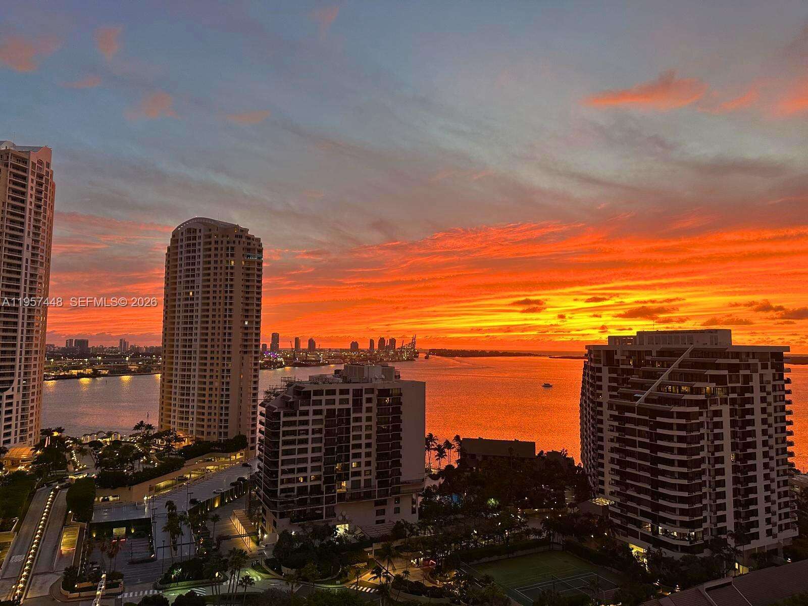 Courvoisier Courts at 701 Brickell Key Blvd, Miami, FL 33131 - For Sale photo 14