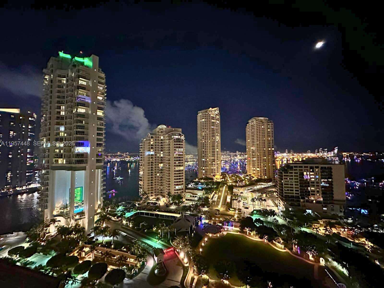 Courvoisier Courts at 701 Brickell Key Blvd, Miami, FL 33131 - For Sale photo 15