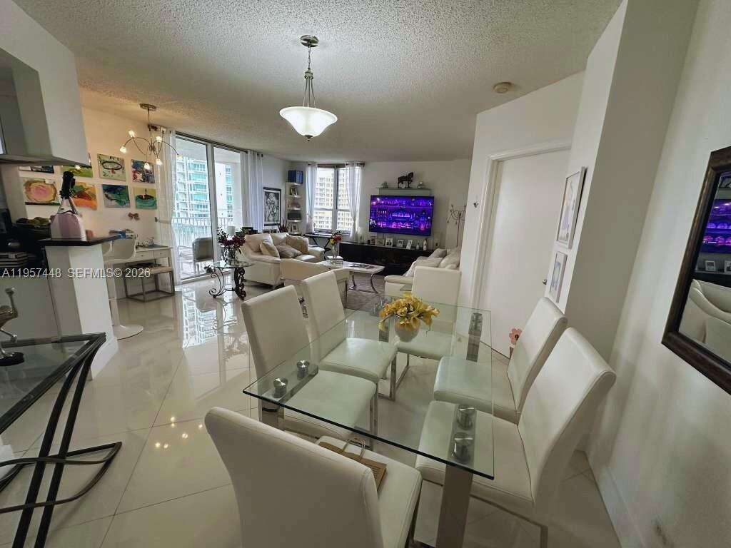 Courvoisier Courts at 701 Brickell Key Blvd, Miami, FL 33131 - For Sale photo 4