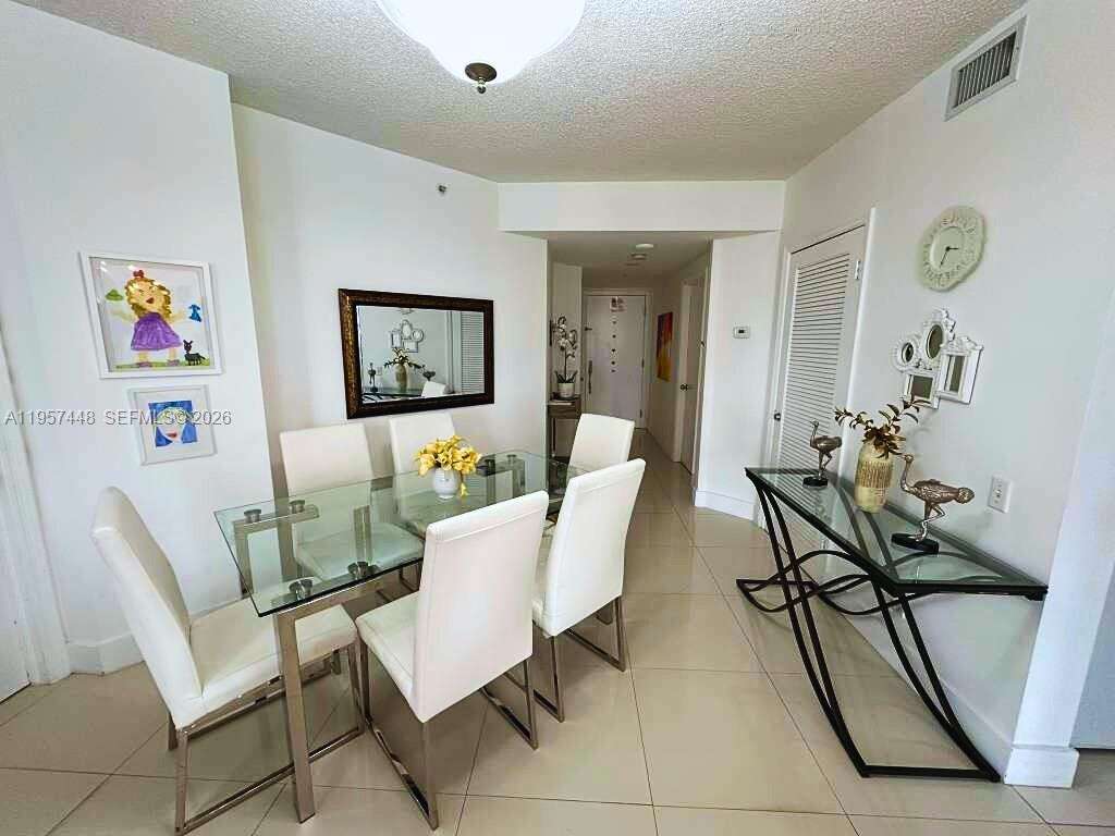 Courvoisier Courts at 701 Brickell Key Blvd, Miami, FL 33131 - For Sale photo 5