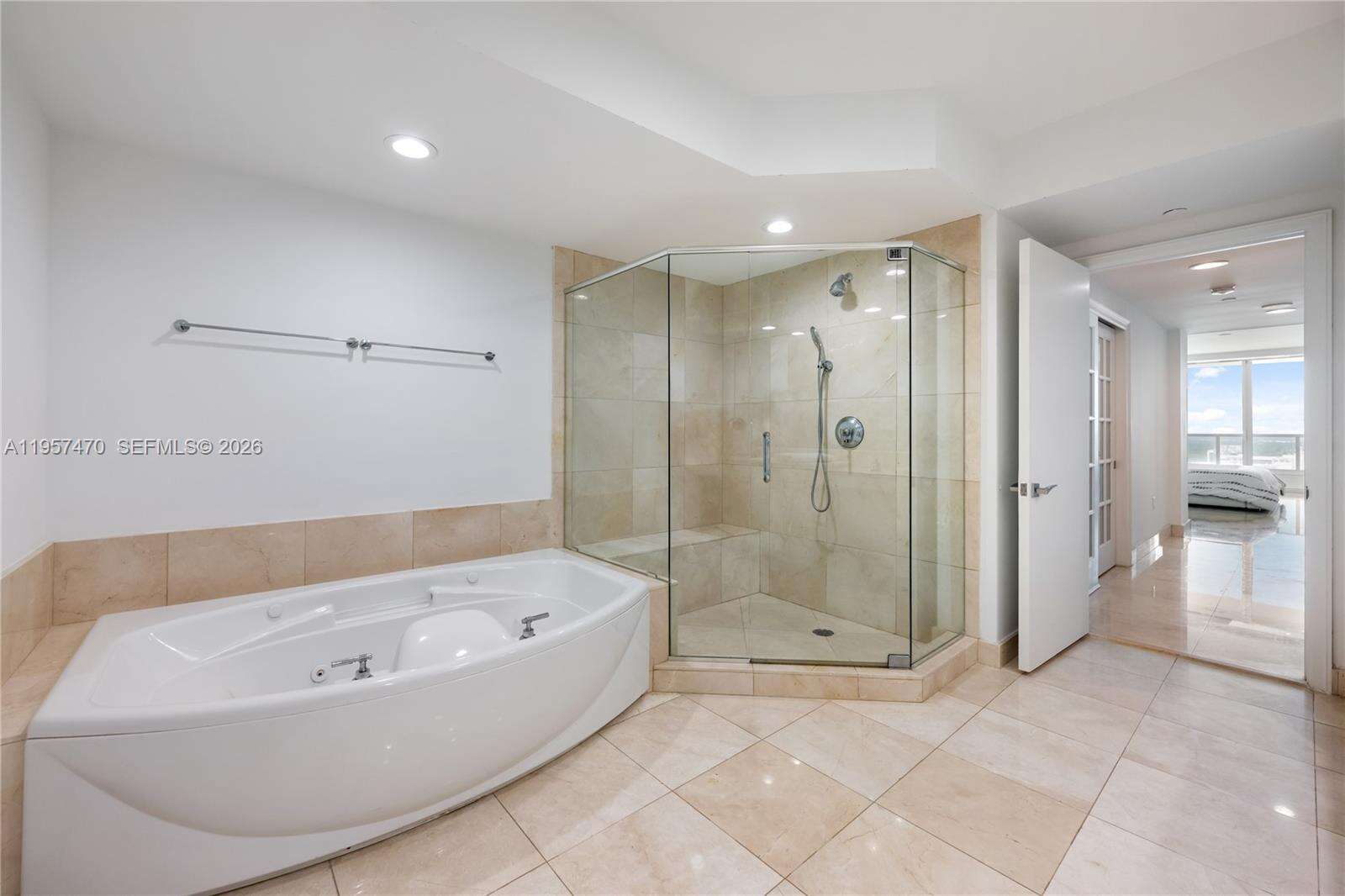 The Peninsula at 3201 183 St, Aventura, FL 33160 - For Sale photo 34
