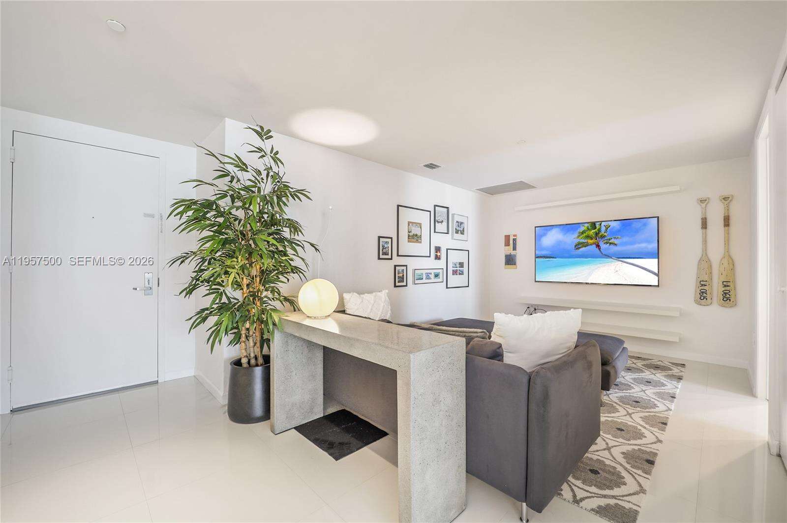 ICON BRICKELL NO TWO - 495 Brickell Ave, Miami, FL 33131 | Picture 4