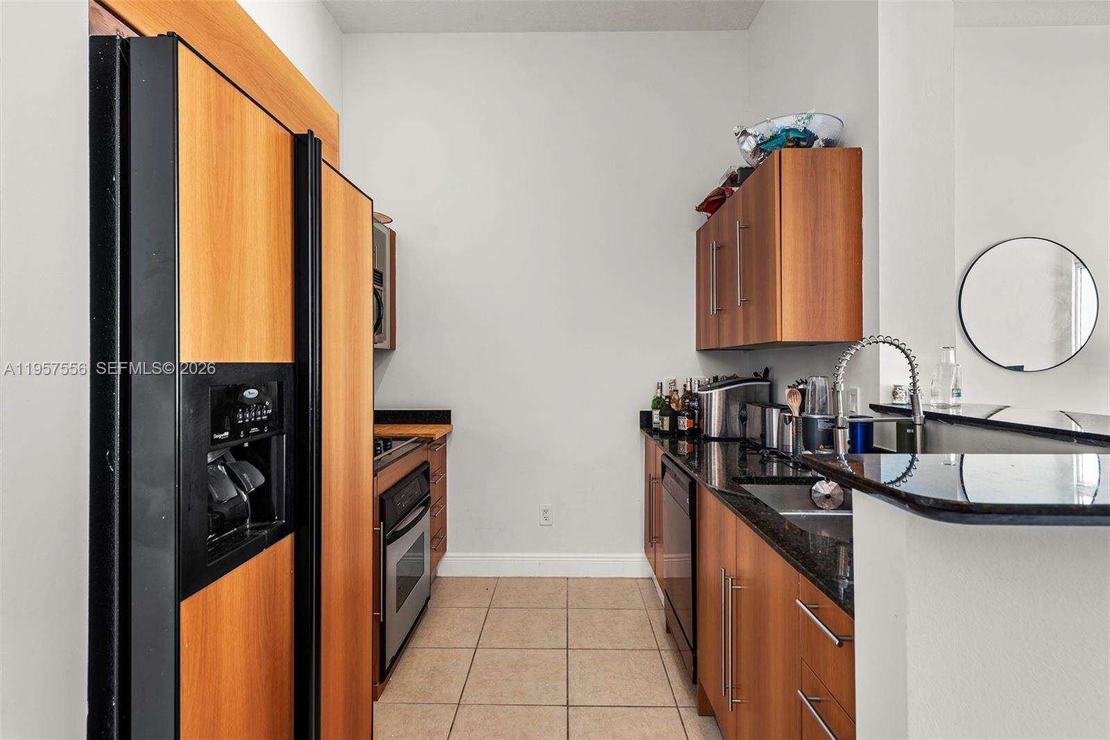 One Miami East at 335 Biscayne Blvd, Miami, FL 33131 - For Sale photo 5
