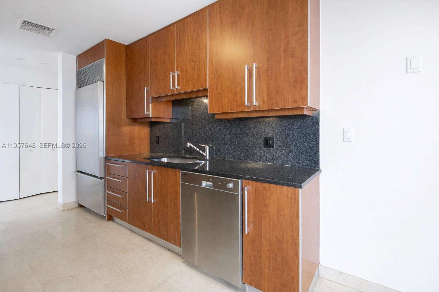 CARBONELL - 901 Brickell Key Blvd, Miami, FL 33131 | Picture 14