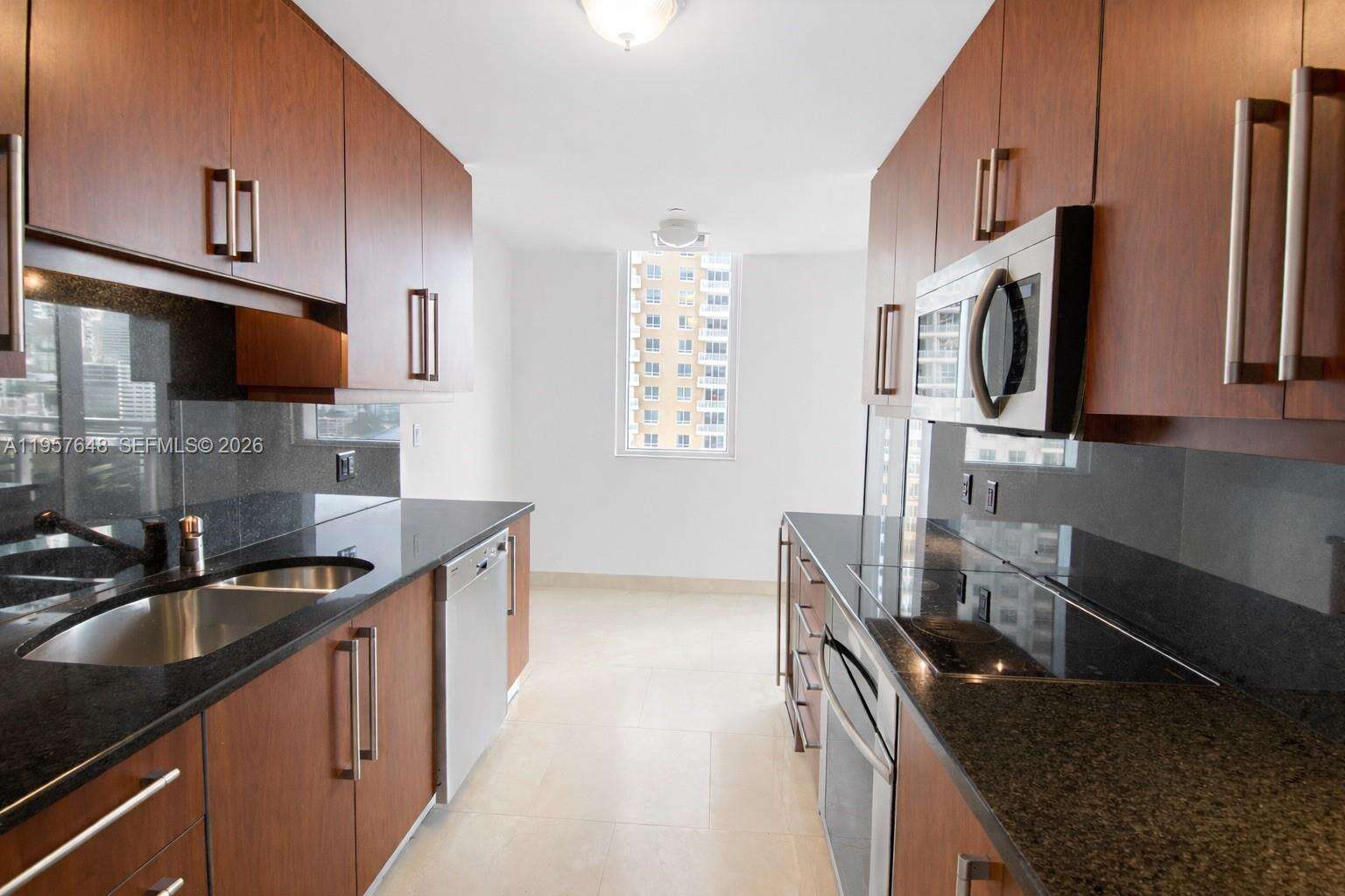 CARBONELL - 901 Brickell Key Blvd, Miami, FL 33131 | Picture 15