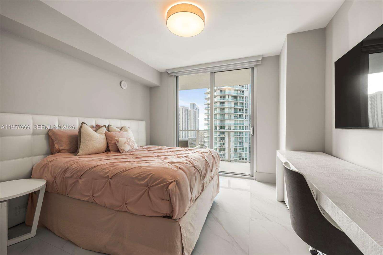 PARQUE TOWERS - 300 Sunny Isles Blvd, Sunny Isles Beach, FL 33160 | Picture 20