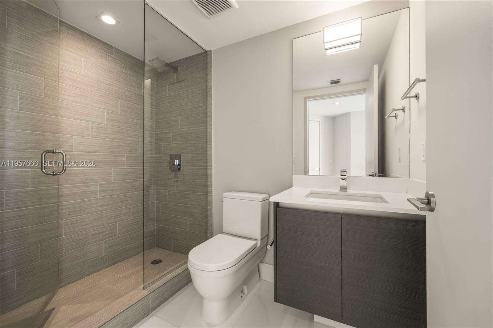 PARQUE TOWERS - 300 Sunny Isles Blvd, Sunny Isles Beach, FL 33160 | Picture 21