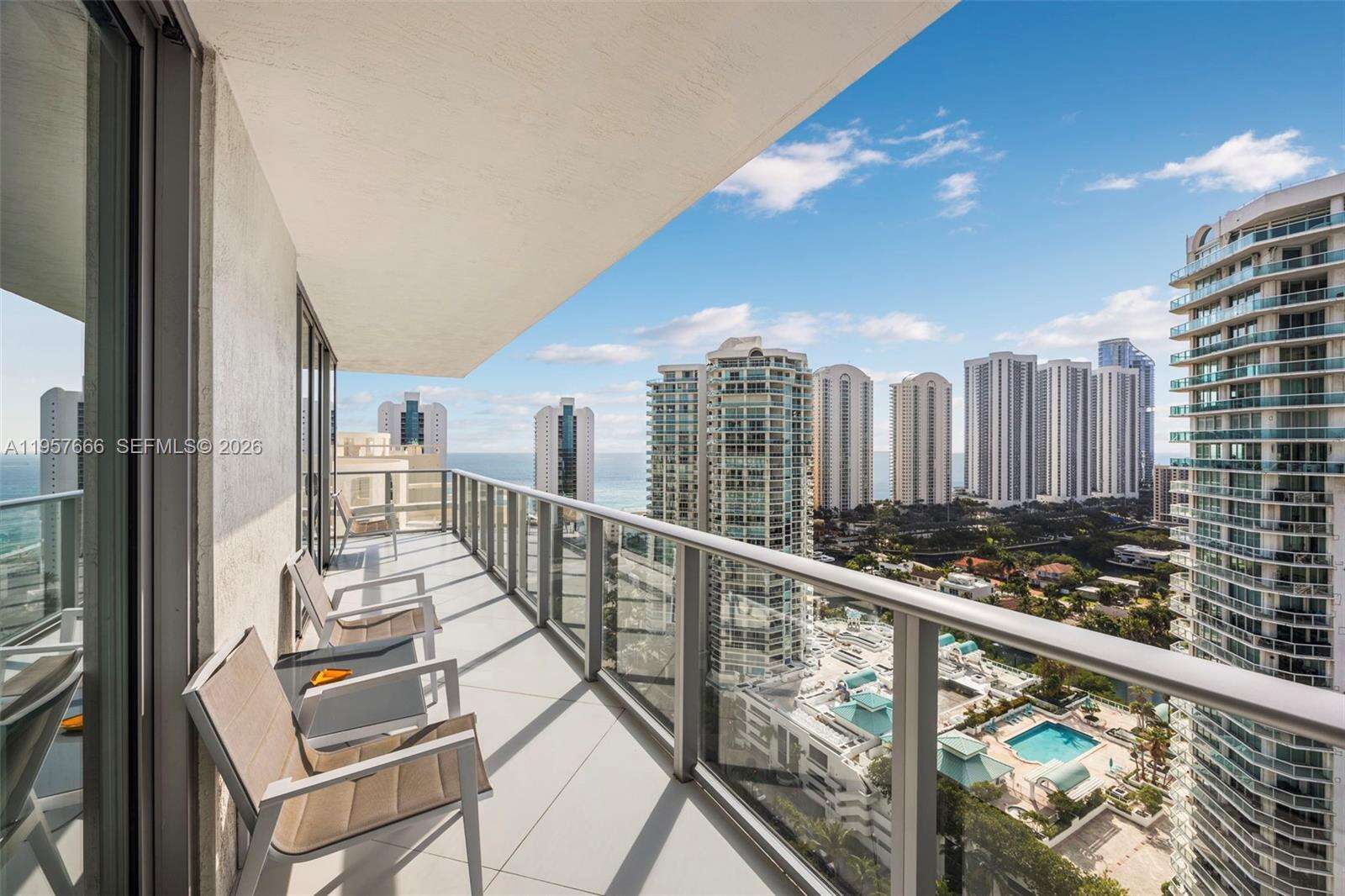PARQUE TOWERS - 300 Sunny Isles Blvd, Sunny Isles Beach, FL 33160 | Picture 25