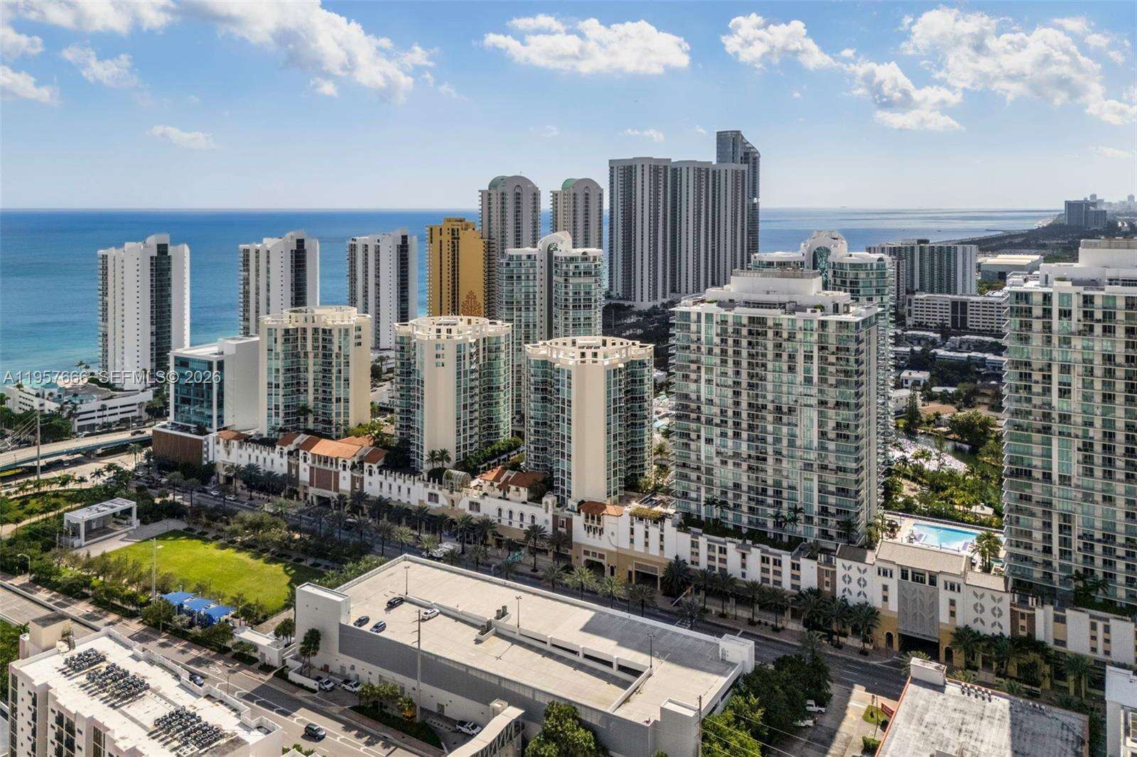 PARQUE TOWERS - 300 Sunny Isles Blvd, Sunny Isles Beach, FL 33160 | Picture 30