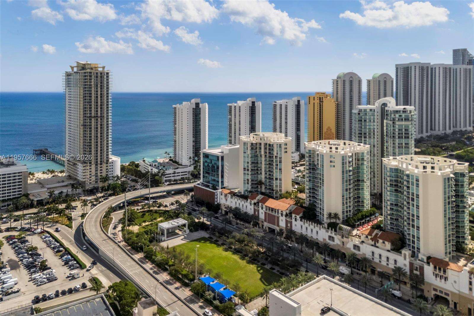 PARQUE TOWERS - 300 Sunny Isles Blvd, Sunny Isles Beach, FL 33160 | Picture 34
