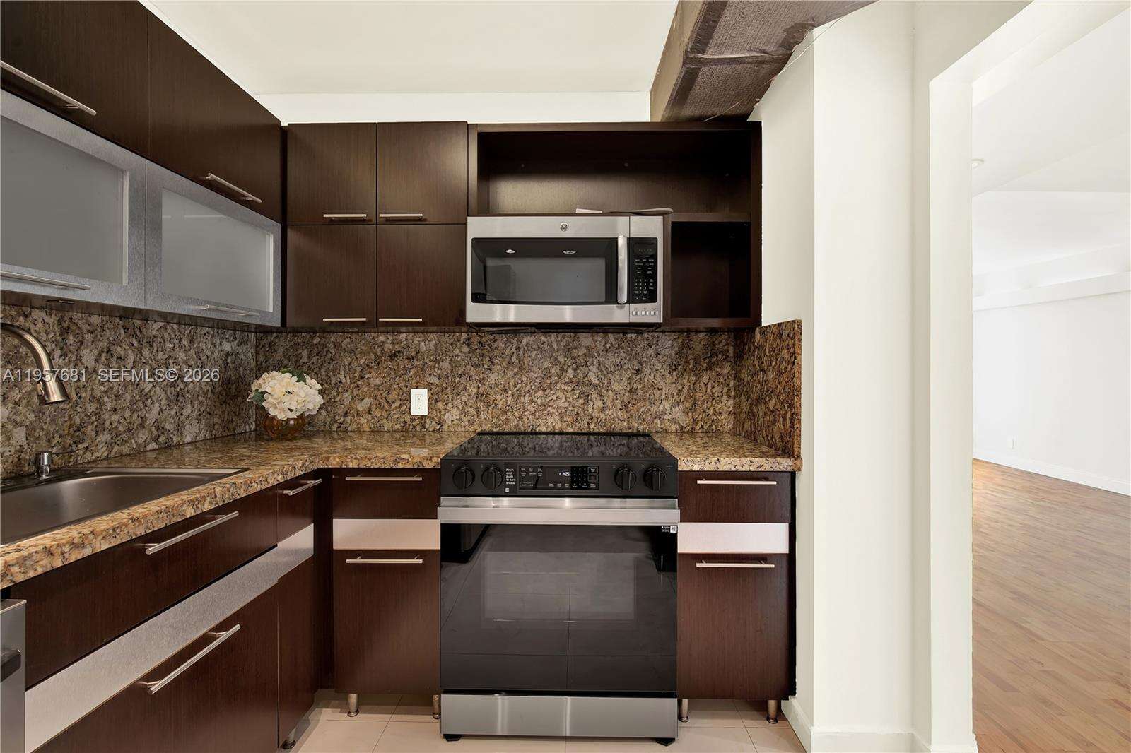 Arlen House at 100 Bayview Dr, Sunny Isles Beach, FL 33160 - For Sale photo 29