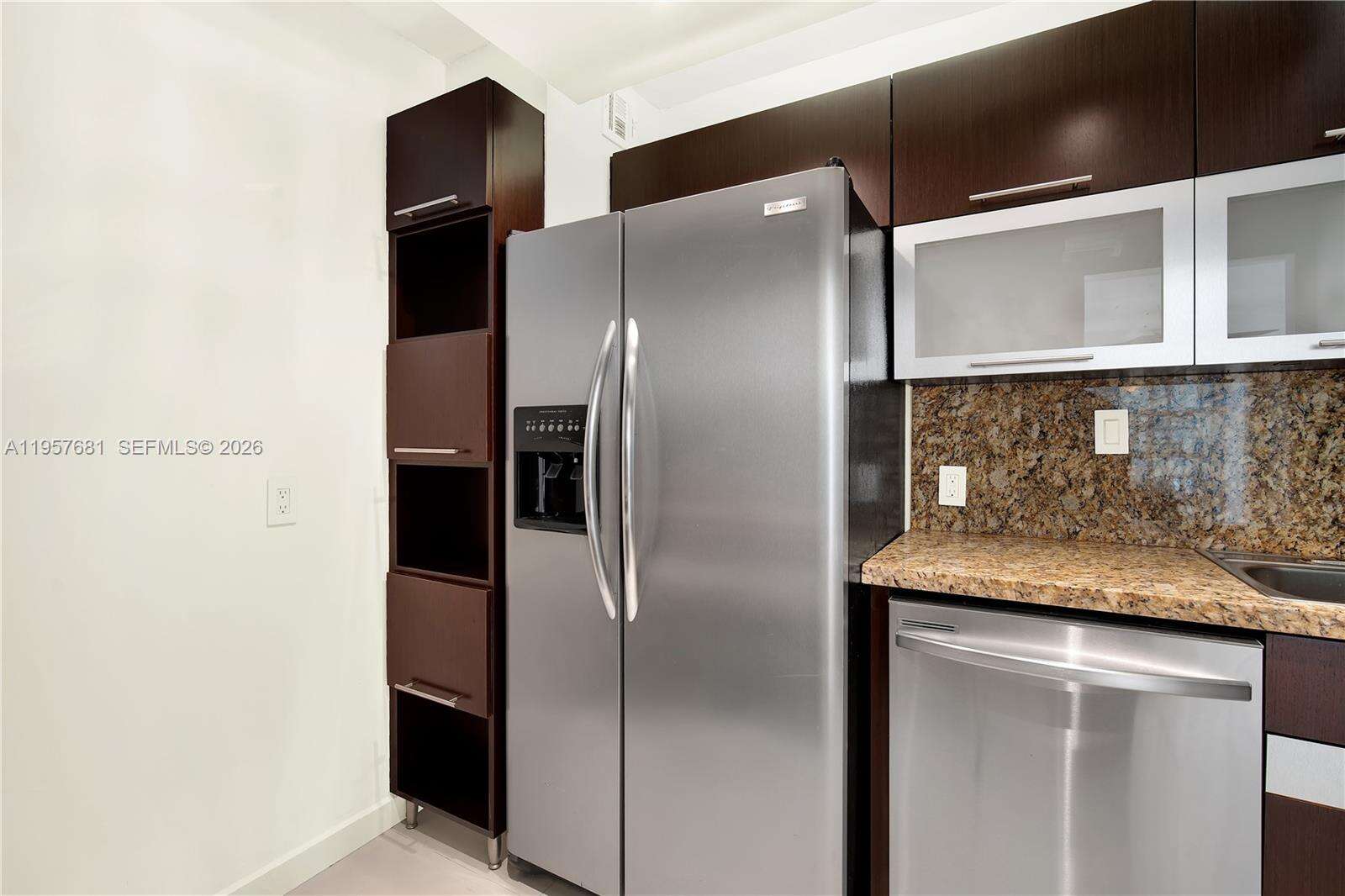 Arlen House at 100 Bayview Dr, Sunny Isles Beach, FL 33160 - For Sale photo 30