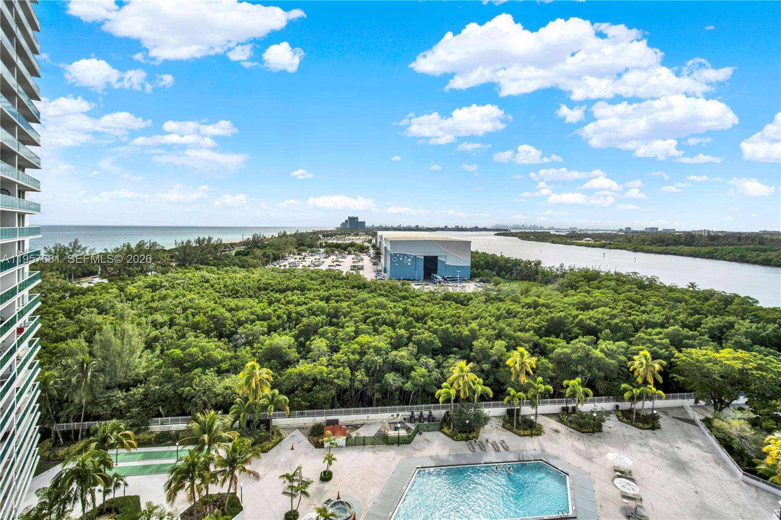 Arlen House at 100 Bayview Dr, Sunny Isles Beach, FL 33160 - For Sale photo 61