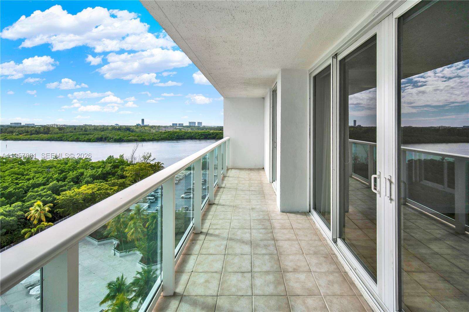 Arlen House at 100 Bayview Dr, Sunny Isles Beach, FL 33160 - For Sale photo 62