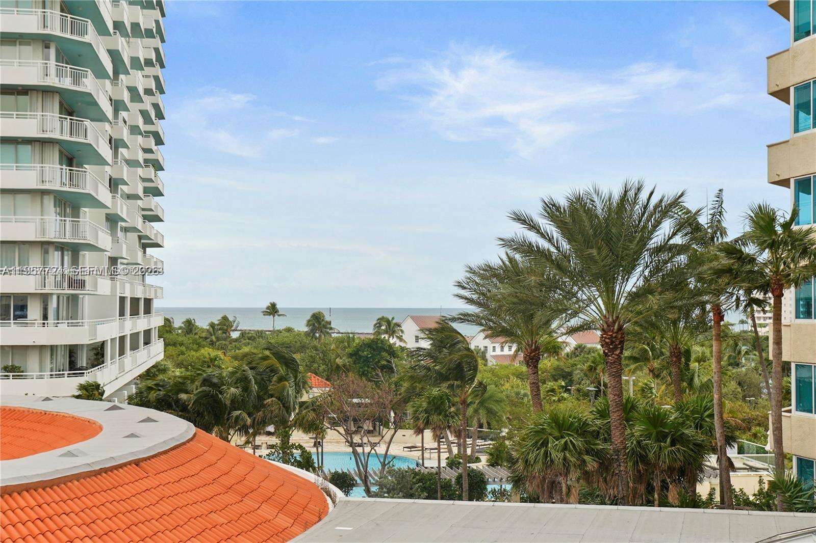 PORTOFINO TOWER - 300 Pointe Dr, Miami Beach, FL 33139 | Picture 22