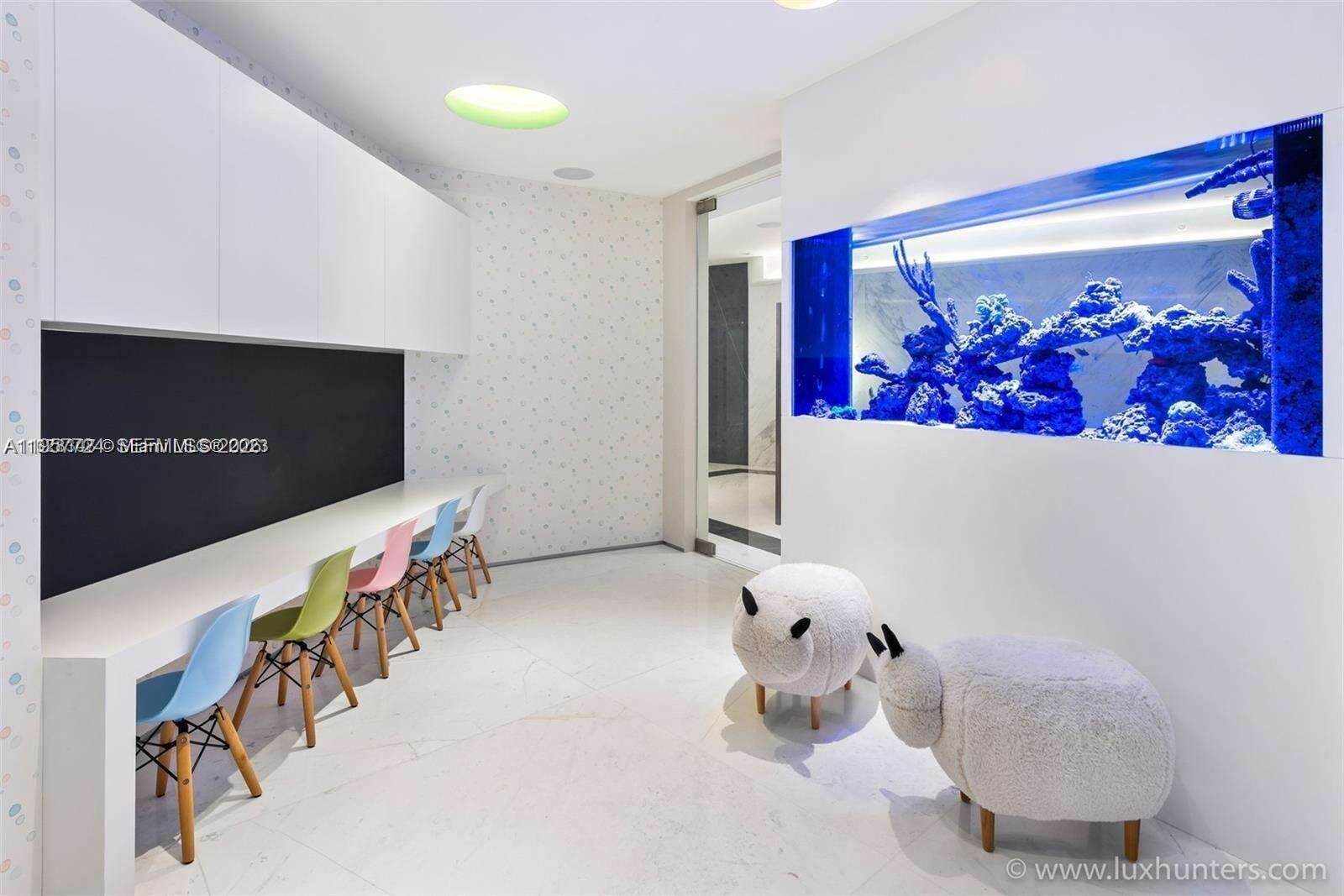 PORTOFINO TOWER - 300 Pointe Dr, Miami Beach, FL 33139 | Picture 34